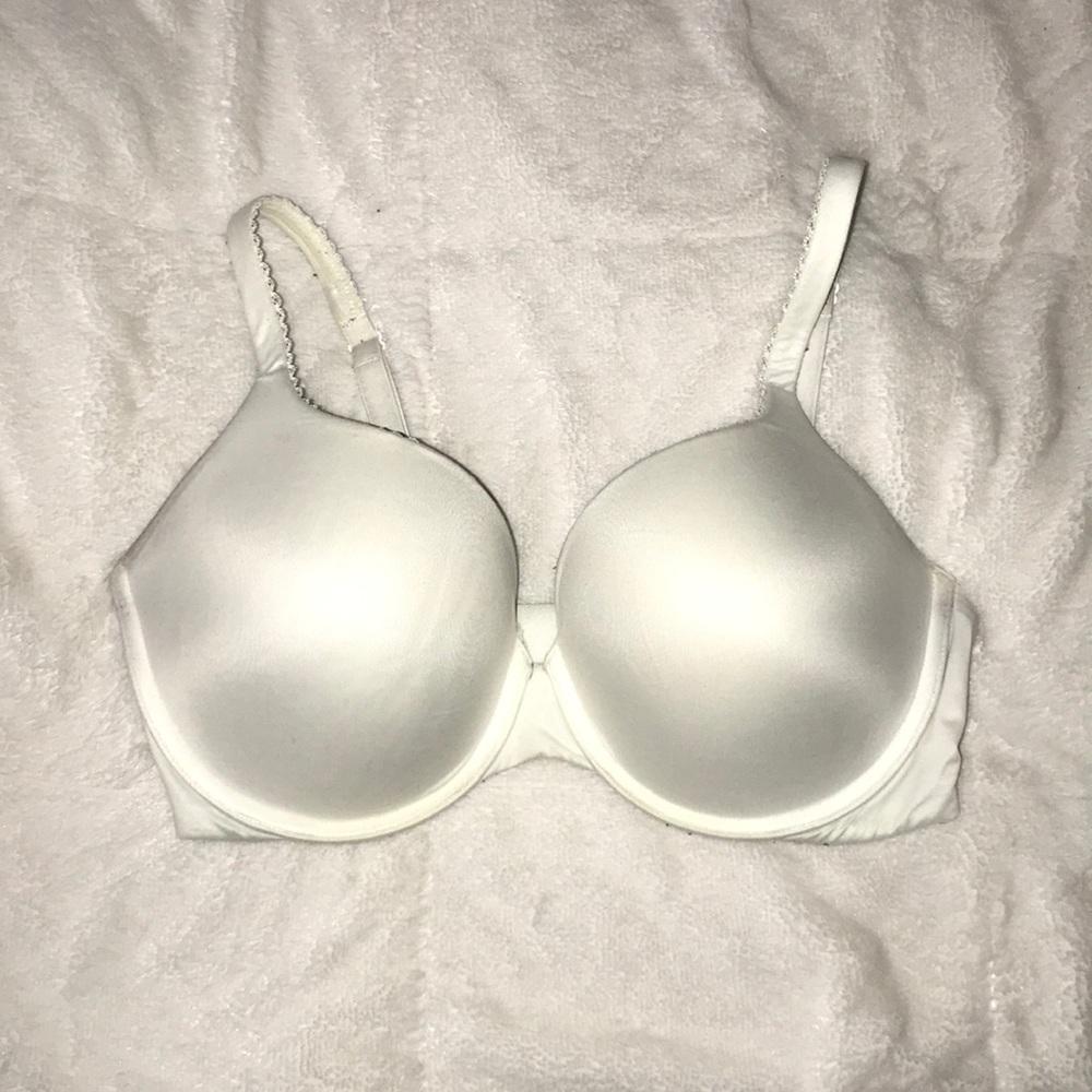Victoria’s Secret Body by Victoria Bra